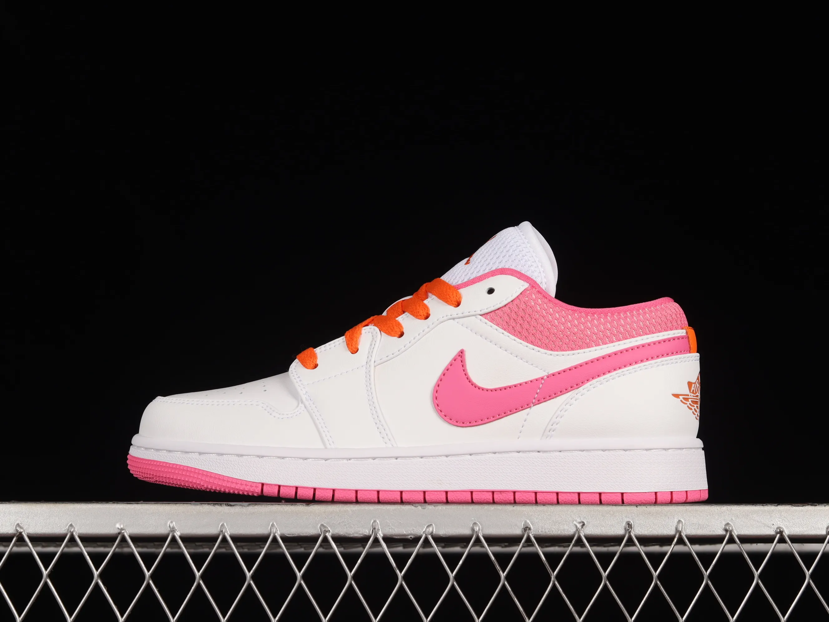 All categories Air Jordan Jordan series basketball shoes Air Jordan 1 Low Air Jordan 1 Low AJ1 Joe 1 white and pink low-top basketball shoes DR9498-168